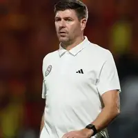 Rangers accelerate manager hunt: Röhl and Muscat headline new shortlist after Gerrard rejection photo