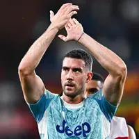 Bayern push quietly for Dušan Vlahović as ideal Kane rotation—player eager for Munich switch photo