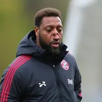 Bayern CEO Dreesen defends Boateng’s presence at training as fans protest photo