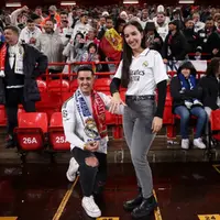 Real Madrid fan proposes at Anfield: viral moment lights up the stands photo