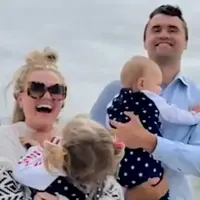 “Daddy’s still with Jesus” quote attributed to Erika Kirk ignites wave of prayer, grief, and debate photo