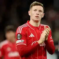 Man United poised for Elliot Anderson move as summer price expected to drop well below £100m photo