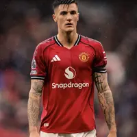 Slovenia expect Benjamin Sesko to miss duty as knee issue hits Man United photo