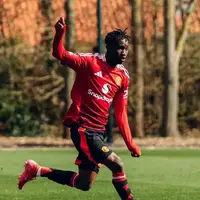Manchester United set to loan Sekou Kone in January to fast-track minutes photo