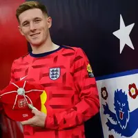 Manchester giants set to battle for Elliot Anderson in 2025 - a perfect tactical fit emerges photo