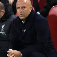 Arne Slot and the sack debate at Liverpool: heat, context, and what the data says photo