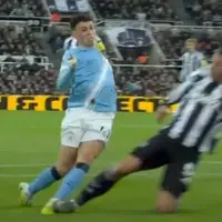 Man City vs Newcastle: Why No Penalty on Phil Foden Was the Correct Call photo