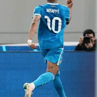 Mbappé salutes Real Madrid team-mates - humility fuels a sharper, scarier attack photo