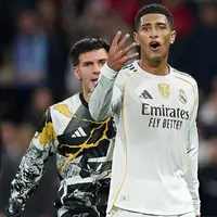 Jude Bellingham and the fourth official - why this outburst was not a red card photo