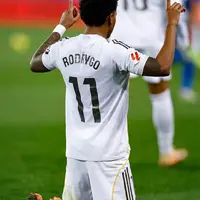 Rival view: Rodrygo's 'not serious' discomfort could cost Real Madrid more than they admit photo