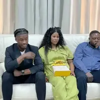 Eduardo Camavinga honors his roots in Angola with a family visit to the Ministry of Youth and Sports photo