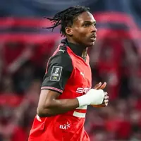 Real Madrid accelerate move for Rennes centre-back Jérémy Jacquet after U-19 EURO breakout photo