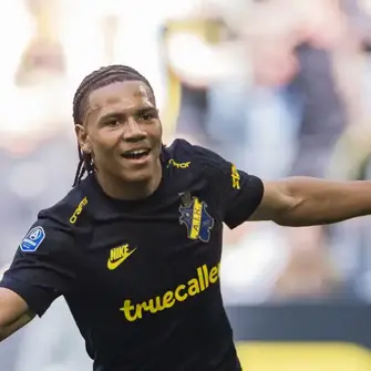 Man United in talks to sign AIK 16-year-old striker Kevin Filling for €3m