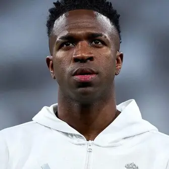 Fran García says Vini Jr. apologized privately and is a “great teammate,” easing Real Madrid dressing-room noise