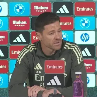 Rival view: Dani Carvajal facing a long layoff — Xabi Alonso says 7–8 weeks, I say 10–12+