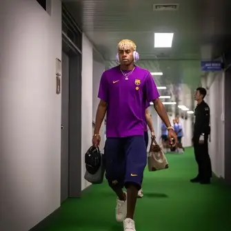 Rivals Scent Blood: Lamine Yamal Awaits Medical Report as Barça Sweat Over Groin Pain