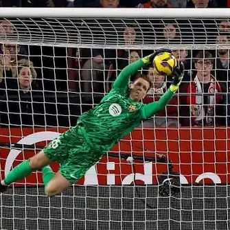Frenkie de Jong approves Barcelona extension to 2029 as Flick eyes Rashford at No.9