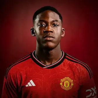 Napoli push January loan for Kobbie Mainoo from Man United as talks warm up