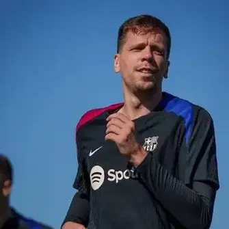 Wojciech Szczęsny: Learn from Buffon and Cech, but forge your own goalkeeping style