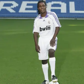 Former Real Madrid winger Royston Drenthe reportedly suffers stroke; football unites in support