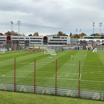 Bayern fitness update: Stanišić rejoins full training, Gnabry limited to individual work