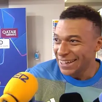 Mbappé shrugs off Olympiacos taunts in French, answers with four-goal show