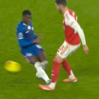 Arsenal vs Chelsea red card debate - Why this was not a red under Law 12