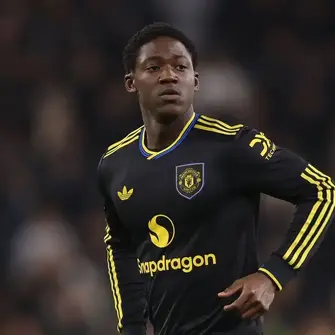 Kobbie Mainoo gives green light to Napoli as top target - agreement with Man United will decide