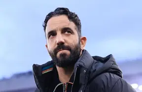 UtdXclusive leaks bold MUFC XI: Bayindir, Shaw, De Ligt, Maguire, Dorgu, Mazraoui, Casemiro, Bruno, Mbeumo, Sesko, Amad photo