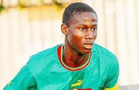 Manchester United deny ‘close’ deal for Mouhamed Dabo — optimism grows behind the scenes photo