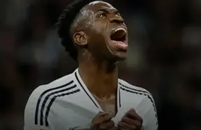 The Unthinkable: Real Madrid Ready to Consider Vinicius Jr Sale as Arsenal Circle for Dream LW photo