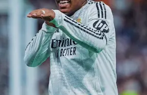 Endrick’s father sends rallying message as Real Madrid weigh loan pathway for minutes photo