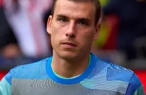Real Madrid to appeal Andriy Lunin red card after El Clásico bench flashpoint photo