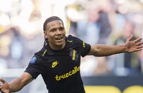 Man United in talks to sign AIK 16-year-old striker Kevin Filling for €3m photo