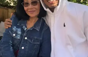 Jude Bellingham’s wholesome moment with David Alaba’s mother delights Real Madrid fans photo