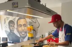 Lamine Yamal is ‘cooking’: Barcelona fans dial up the heat before PSG showdown photo