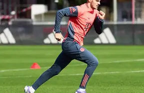 Bayern Boost: Josip Stanišić Steps Up On‑Pitch Comeback Work photo