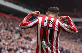 Manchester United reignite move for Sunderland starlet Chris Rigg as INEOS plot midfield for the next decade photo