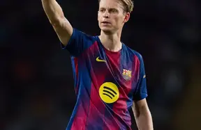 Barcelona close to sealing Frenkie de Jong renewal until 2029 as final bonus clauses are set photo