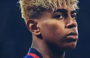 Barcelona rocked: Lamine Yamal suffers renewed pain, doubtful for Sevilla clash photo