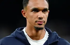 Trent Alexander-Arnold ‘two weeks away’? Rival verdict: expect longer and more bumps photo