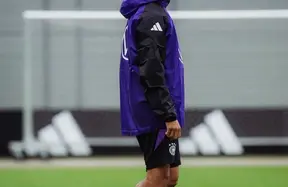 Nathaniel Brown earns first senior Germany training after Frankfurt surge photo
