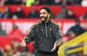Manchester United poised for January midfield signing: shortlist, strategy, and timeline photo