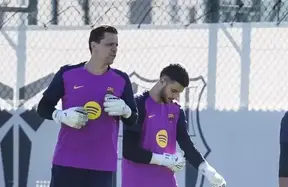 Szczęsny hails Joan García, pledges mentorship and readiness amid injury-hit window photo