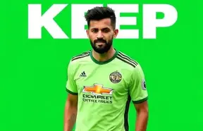 Summer 2026 Verdict: Manchester United lean to KEEP Bruno Fernandes amid split fan vote photo