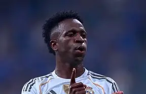 Al Ahli open £300m talks for Vinícius Júnior: record-shattering bid on the table photo
