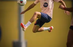 Barça plead for Spain to ease Pedri’s workload amid fresh fatigue — rivals smell an opening photo