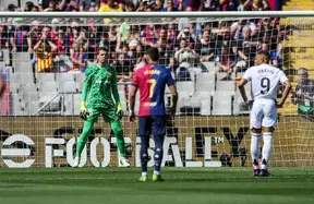 Rivals grin as Joan García confirms month-long wait — El Clásico arrives too soon photo
