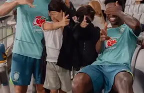 Lucas Paquetá’s wholesome moment with Vinícius Júnior and his kids lights up social media photo