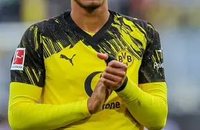 Manchester United primed to swoop for Jobe Bellingham as Dortmund future turns uncertain photo